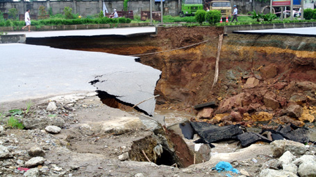 Hố[-]tử[-]thần[-]sẽ[-]được[-]khắc[-]phục[-]trong[-]tháng[-]8[-]này